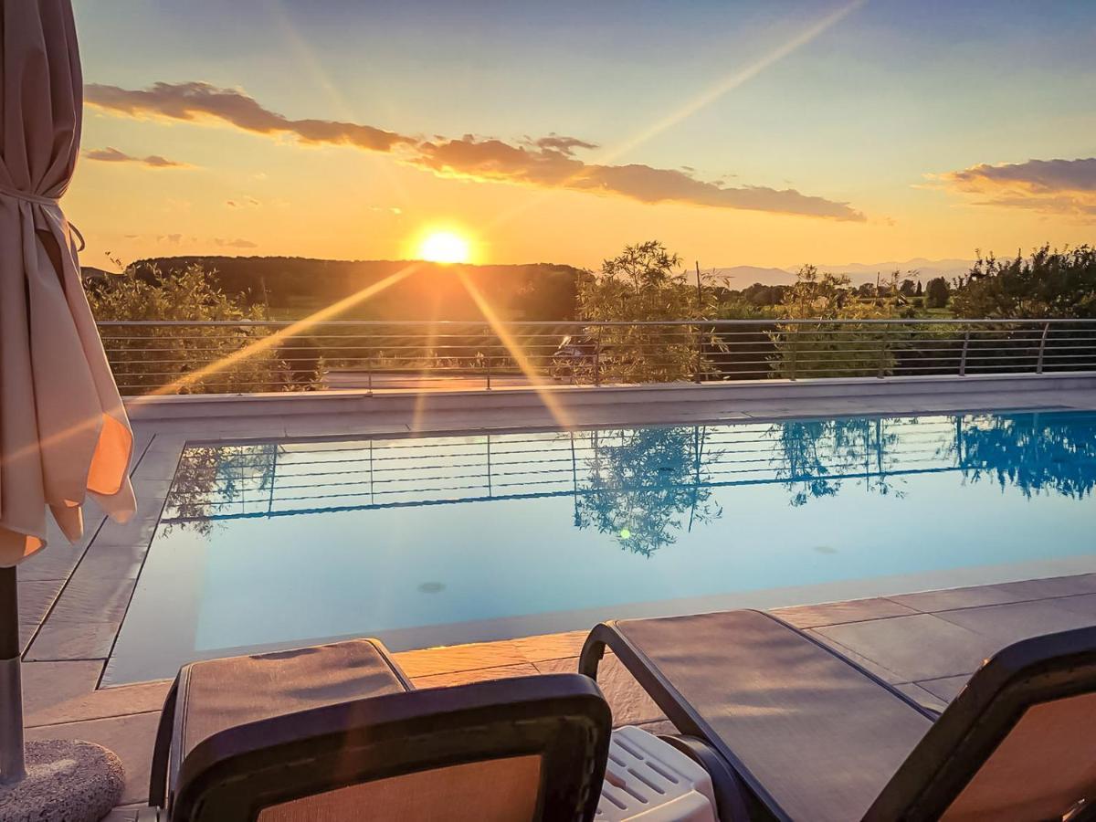 Hotel Nuova Barcaccia 3*