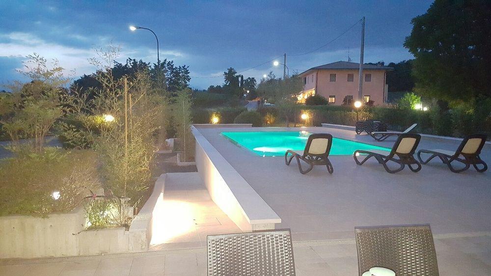 Hotel Nuova Barcaccia 3*