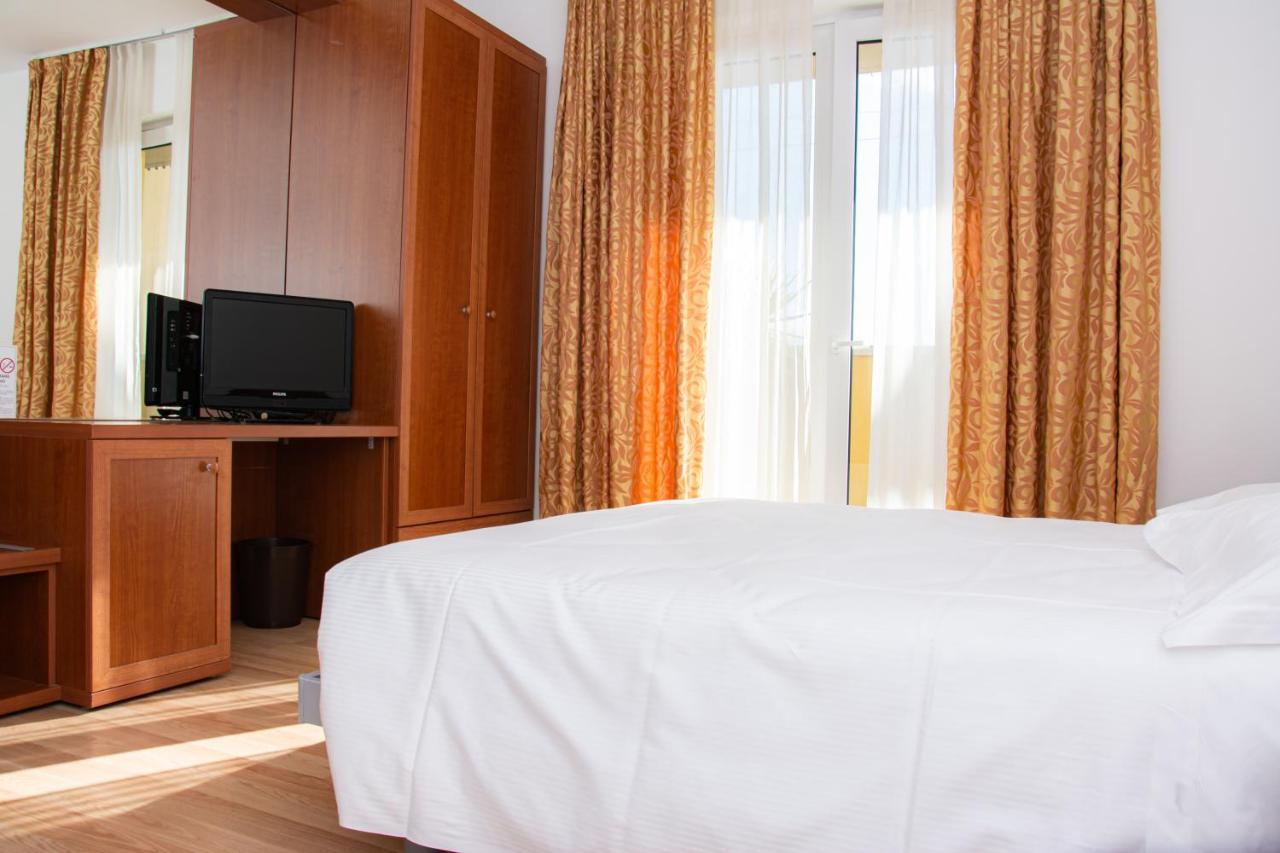 Nuova Barcaccia Hotel Peschiera del Garda